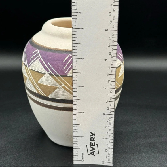 Sioux Handcrafted Pottery Vase Signed Native American Art SPRCSD - Picture 12 of 15